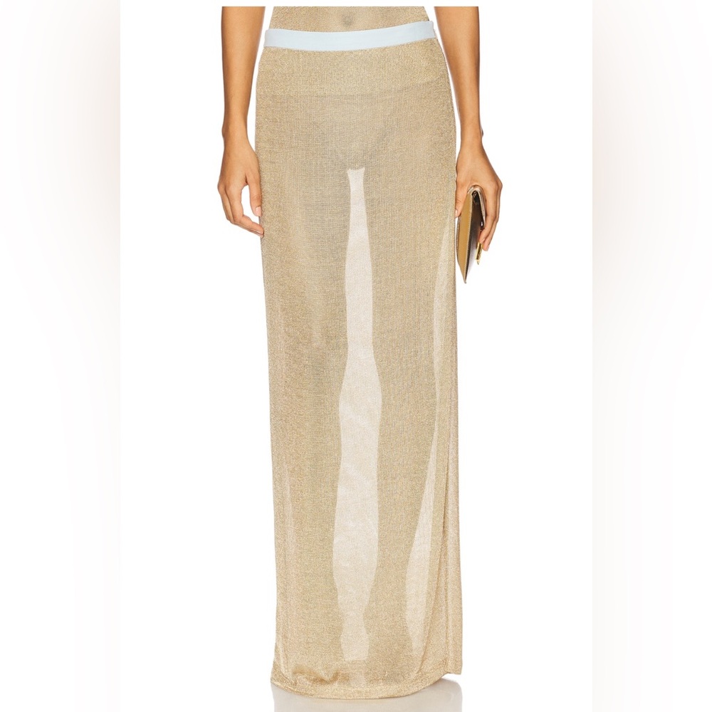 Long Skirt in Netted
Muma World